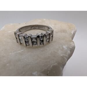 Sterling Silver Channel Set CZ Ring Size 7 Vintage Fashion Band 925
